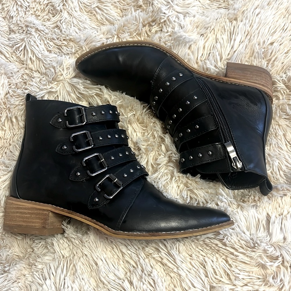 beast Fashion booties size 7 worn for one season..